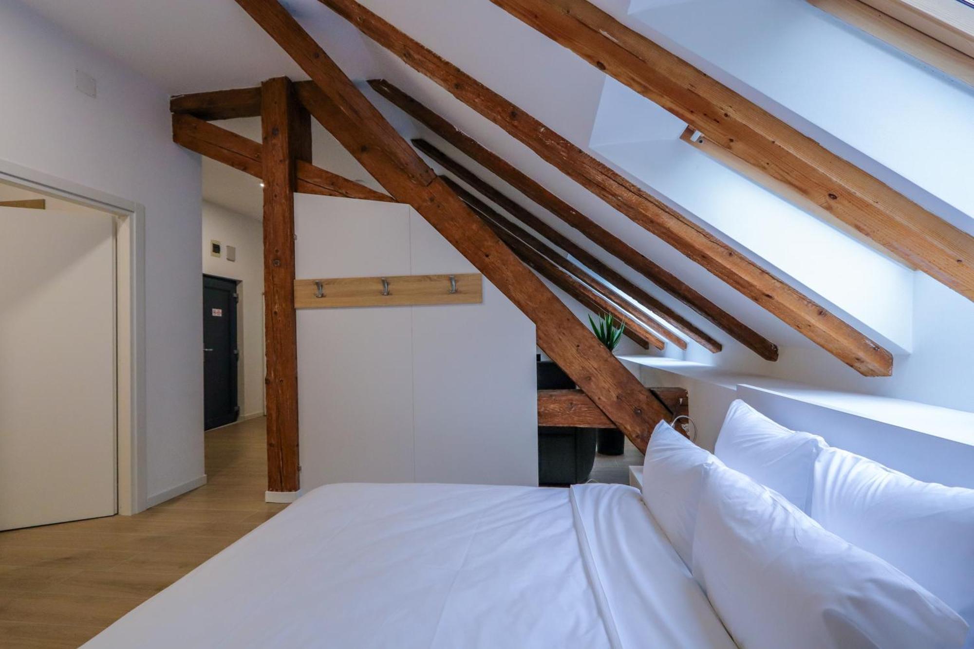 Apartament Palatul Lugoj Zewnętrze zdjęcie